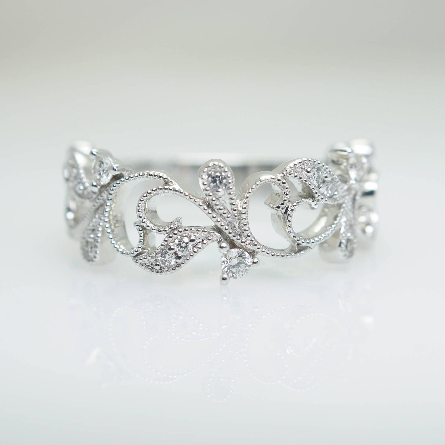 Intricate Diamond Leaf Pattern White Gold Wedding Band | Etsy