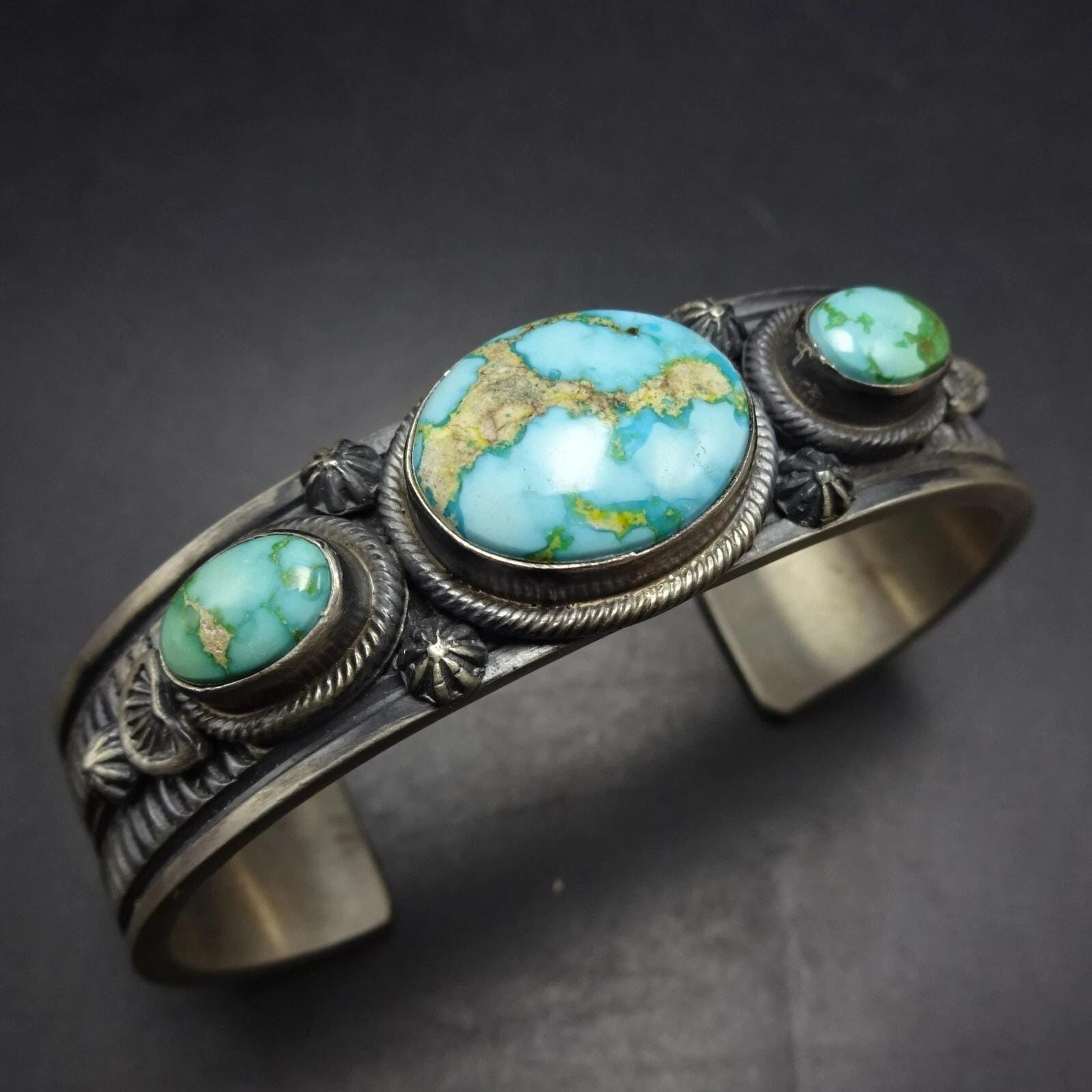 MELVIN FRANCIS Navajo Heavy Gauge Stamped Sterlingsilver TURQUOISE MELVIN FRANCIS Navajo Heavy Gauge Stamped Sterlingsilver TURQUOISE
