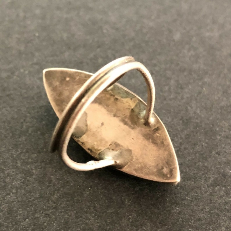 Vintage ZUNI Sterling Silver Old RED MEDITERRANEAN Coral Flat Inlay Ring sz 8.25