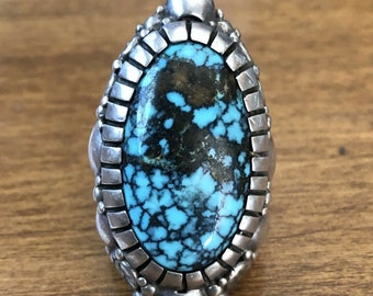 ナバホ族の精巧なスターリングシルバーターコイズリング、サイズ6.5