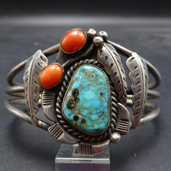 Striking Native American Navajo 5 Corals Solid Sterling Silver Large Bracelet Striking Native American Navajo 5 Corals Solid Sterling Silver Large Bracelet