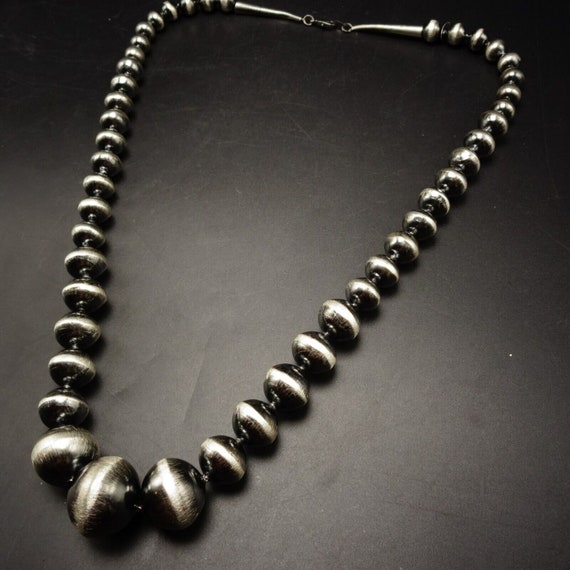 Rare Longer!! Vintage Native American Navajo Graduating Sterling Silver Hand Tooled Necklace Old Rare Longer!! Vintage Native American Navajo Graduating Sterling Silver Hand Tooled Necklace Old