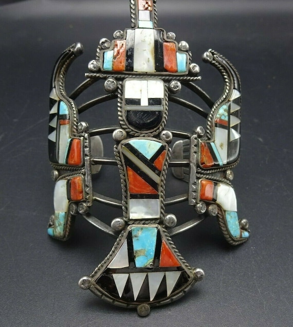 Museum Quality Vintage Zuni Turquoise Knifewing Sterling Native American Jewelry Silver Bracelet Museum Quality Vintage Zuni Turquoise Knifewing Sterling Native American Jewelry Silver Bracelet