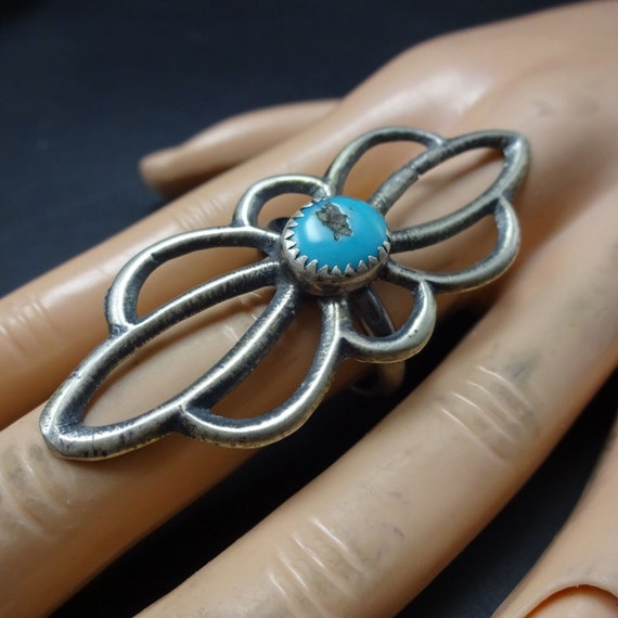 Vintage SAND CAST Sterling Silver TURQUOISE Ring … - image 3
