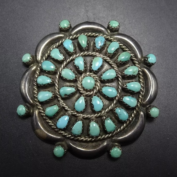 Native American Highly Detailed Vintage Southwestern Gren Turquoise Sterling Silver Pin Native American Highly Detailed Vintage Southwestern Gren Turquoise Sterling Silver Pin