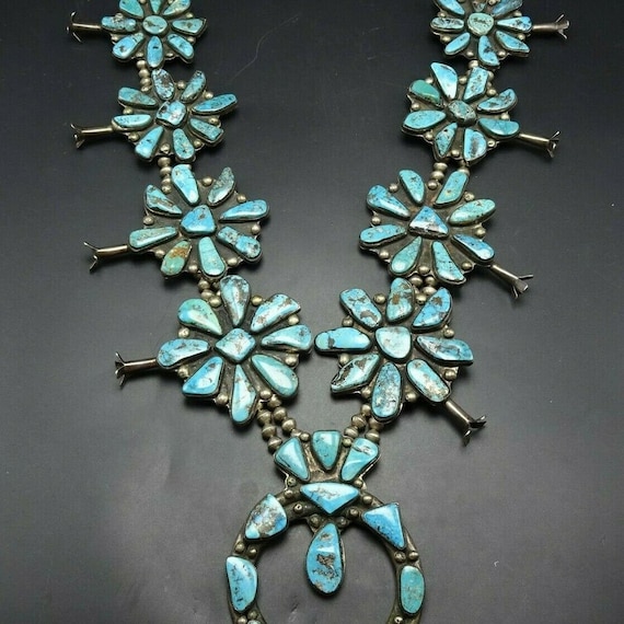 High Grade Turquoise Vintage Native American Navajo Sterling Silver Squash Blossom Necklace High Grade Turquoise Vintage Native American Navajo Sterling Silver Squash Blossom Necklace