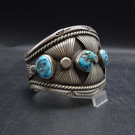 Exquisite OLD PAWN Navajo Hand Stamped Sterling S… - image 5