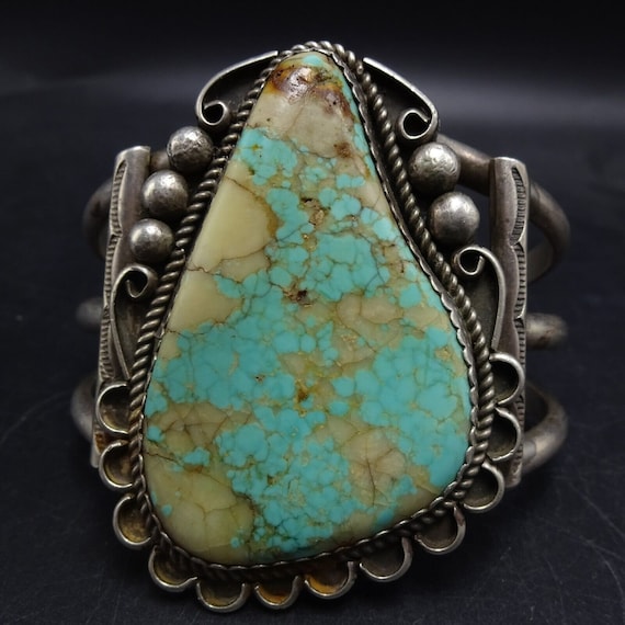 Majestic Vintage Navajo #8 Turquoise Native American Jewelry Silver Bracelet Old Majestic Vintage Navajo #8 Turquoise Native American Jewelry Silver Bracelet Old