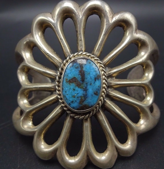 Vintage Sand Cast Sterling Silver & Natural TURQUOISE Cuff BRACELET 70g