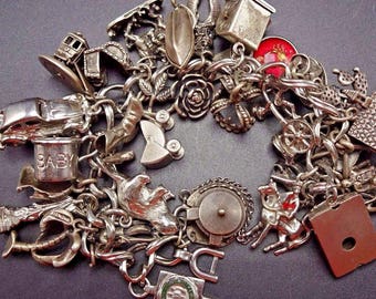 Vintage US Travel Sterling Silver CHARM BRACELET 128g 32Charms many Moving Parts