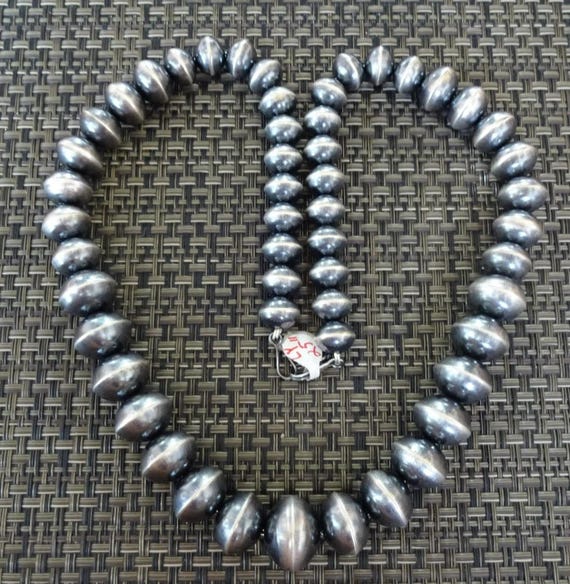 LILLIAN YAZZIE Handmade Sterling Silver NAVAJO Pearls 25