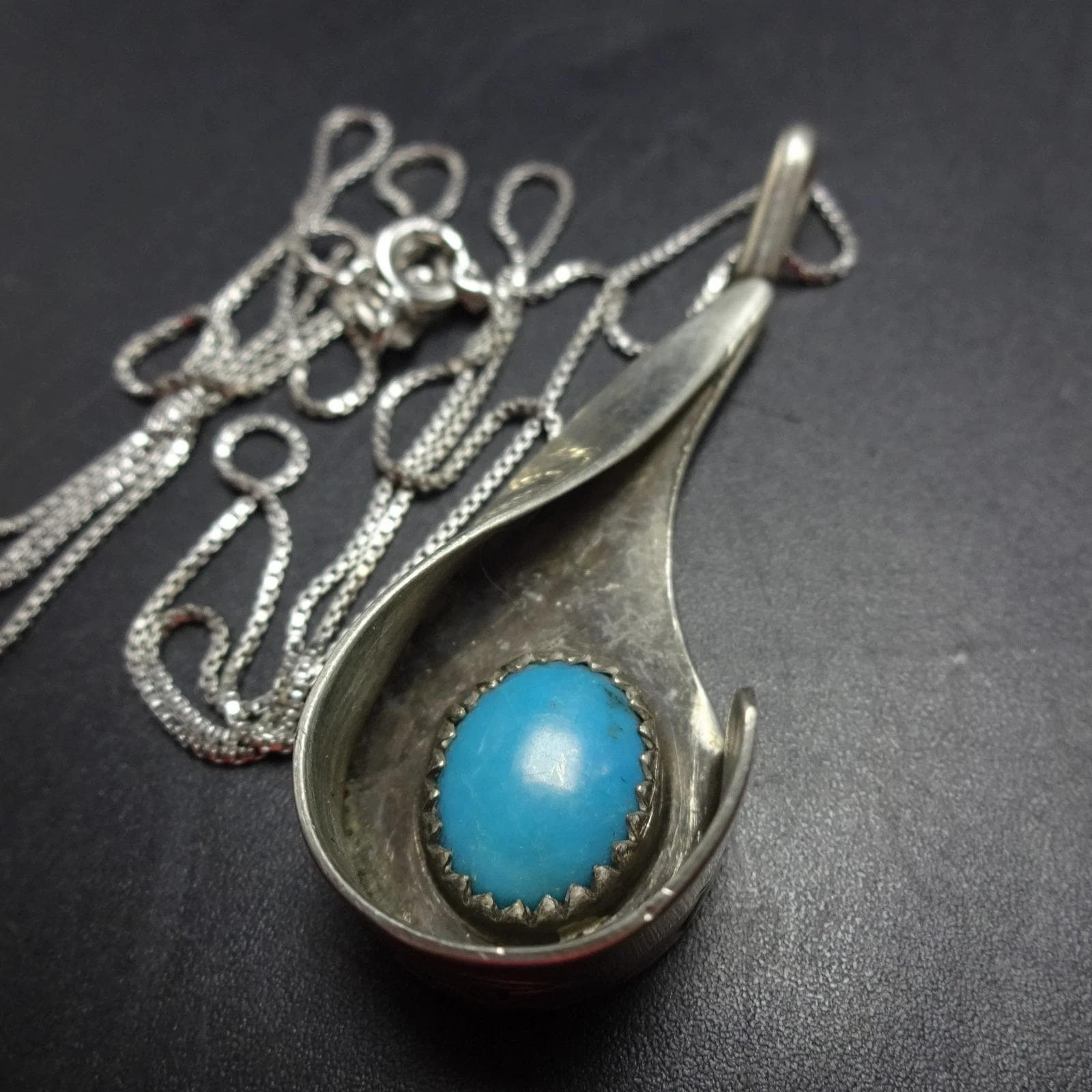 イクト 　P.A. Smith ボルダーオパール Sterling シルバ Laguna Pueblo OPAL PAQUIN Hand Stamped Sterlingsilver TURQUOISE