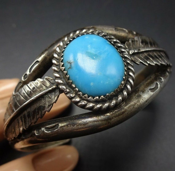 Small child size wrist VINTAGE Navajo Indian silver TURQUOISE cuff BRACELET