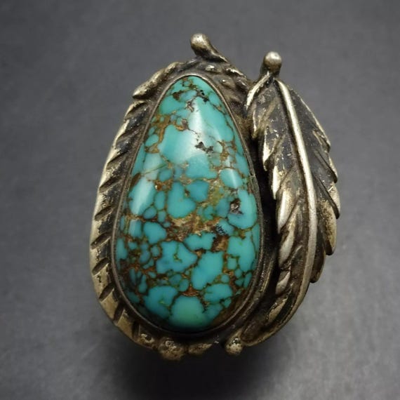 Striking Vintage Native American Navajo Sterling Silver Royston Turquoise Leaf Ring Old Striking Vintage Native American Navajo Sterling Silver Royston Turquoise Leaf Ring Old