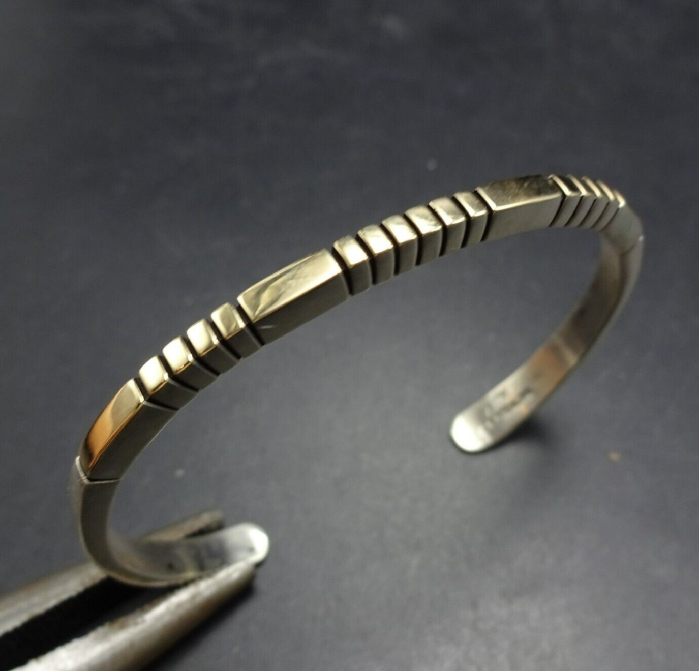 ジュリアン ネズ NAVAJO ナバホ シルバー 14K バングル