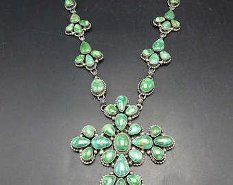 Paul Livingston NAVAJO Sterling Silver Emerald VALLEY TURQUOISE Cluster Necklace