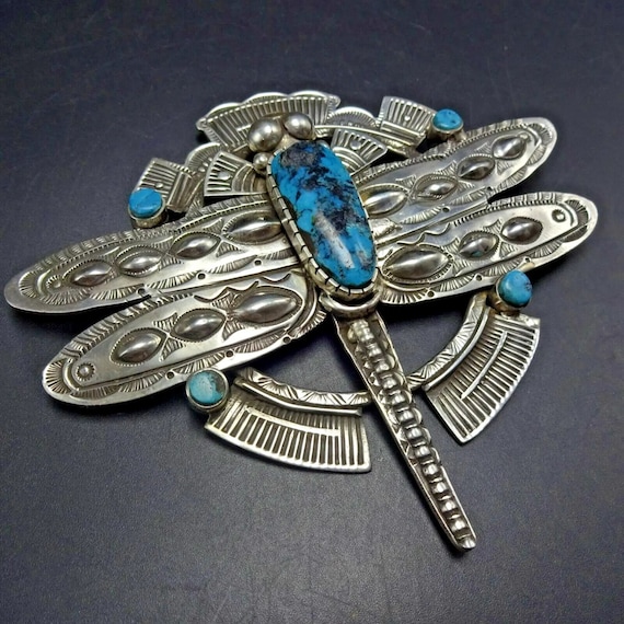 Exceptional Vintage Native American Navajo Blue Diamond Turquoise Sterling Silver Pin Exceptional Vintage Native American Navajo Blue Diamond Turquoise Sterling Silver Pin