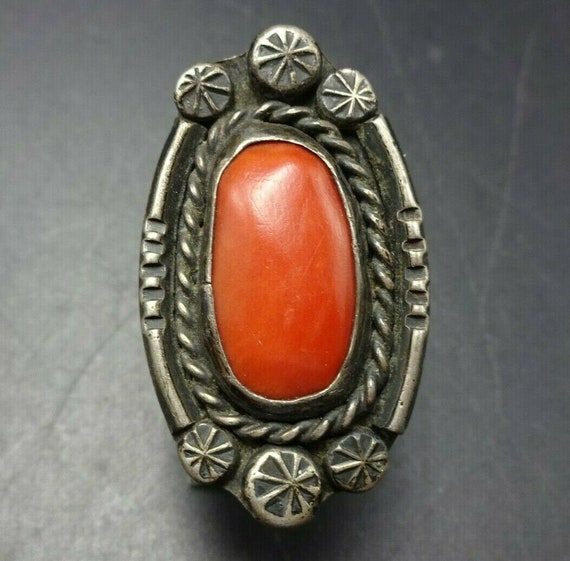 Fabulous Vintage Navajo Red Coral Native American Sterling Silver Necklace Old Fabulous Vintage Navajo Red Coral Native American Sterling Silver Necklace Old