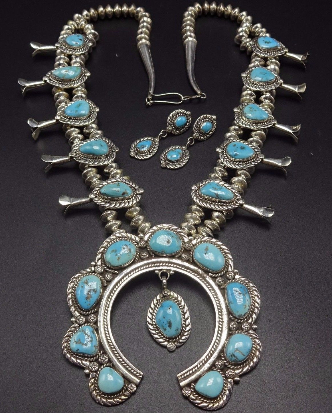 vintage jewelryえす Vintage NAVAJO Sterling Silver Turquoise SQUASH BLOSSOM Necklace