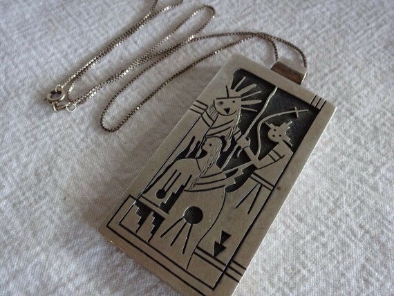 アクセサリー Hopicrafts vintage silver pendant Signed Vintage Hopi Sterling Silver Overlay KACHINA PENDANT