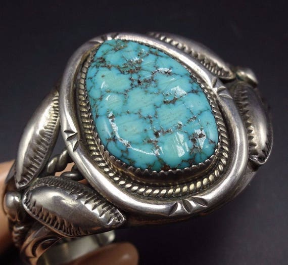Signed Vintage NAVAJO Sterling Silver & TURQUOISE Cuff BRACELET