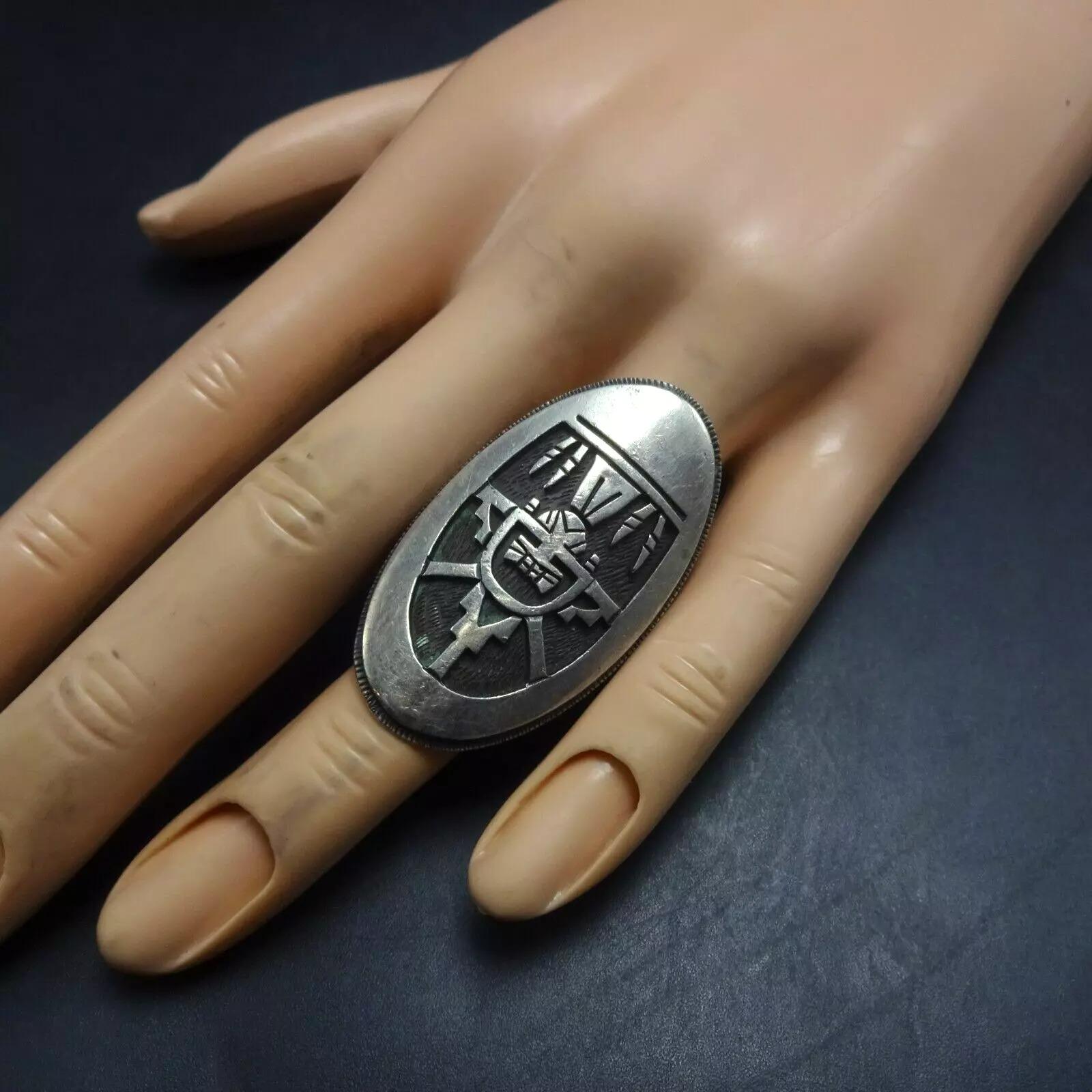 R*7様 Victor Coochwytewa hopi ホピ　インディアンジュ TUCSON INDIAN JEWELRY | VICTOR COOHWYTEWA Hopi Cuff 😢SOLD