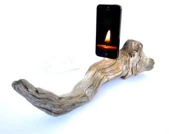 iPhone 7/7+/6/6+ dock / iPhone 5/5s docking station - Natural driftwood - The Snake