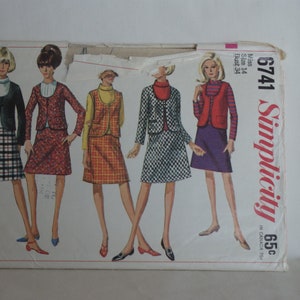 Vintage Simplicity jacket, skirt & blouse pattern #6741 dated 1966