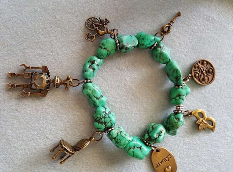 Chunky Howlite Charm Bracelet