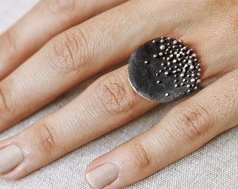 Deep blue lapis lazuli shield ring oxidized and textured silver ring with granulation