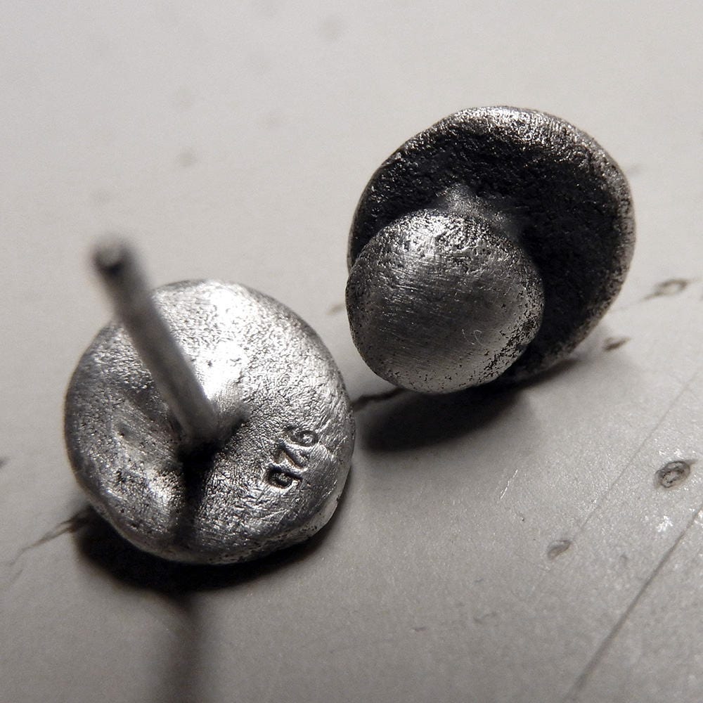 ピアス Bubble Gray Silver Earrings ( SILVER925) Silver Bubble Post Earrings, Minimal Dot Ear Studs, Oxidized