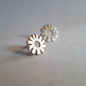 Silver sun earrings, Minimalist stud earrings in sterling silver