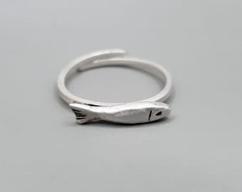 Silver adjustable fish ring, Sterling silver jewellery, Minimal fish ring, Love ring, gift for her
