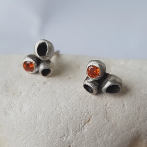 Organic form studs in oxidized silver with orange cubic zirconia. Gift for her image 5