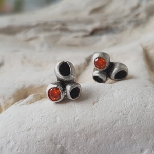 Organic form studs in oxidized silver with orange cubic zirconia. Gift for her image 8