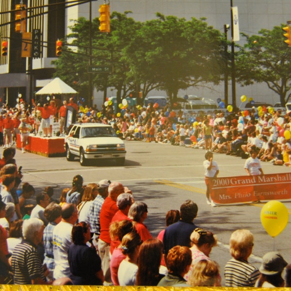 2000 Three Rivers Parade Mrs. Philo T. Farnsworth Digital Download Photograph Parade/Fort Wayne Indiana