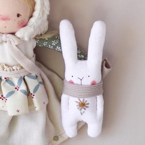 Easter Bunny sewing pattern PDF + Video tutorial - Animal doll - Stuffed animal toy - Handmade Easter basket gift - Lilalune
