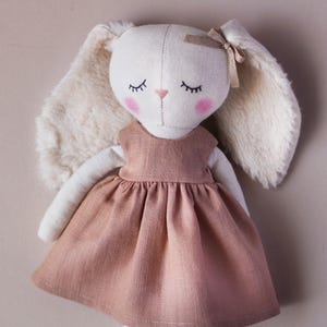 Bunny sewing pattern PDF - video tutorial - stuffed animal