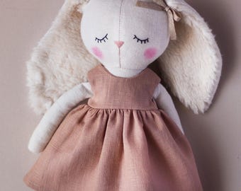 Bunny sewing pattern PDF - video tutorial - stuffed animal