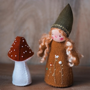 Waldorf Doll Sewing Pattern PDF + Video Tutorial - Pixie & felt Mushroom - Story doll - Handmade gift idea - DIY gift - Lilalune