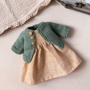 Cardigan knitting pattern PDF - Waldorf doll clothes - Doll sweater knitting pattern