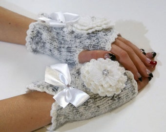 Fingerless Gloves White Gray  Wrist Warmers Womens White Knit Mittens White Christmas Gifts for Women