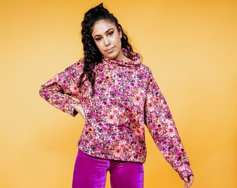 Funnel Neck Pullover in Berry Floral