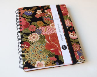 A5 2024 Agenda / Japanese - Flowers on black background (1) / 15x21cm / Back to school / Office