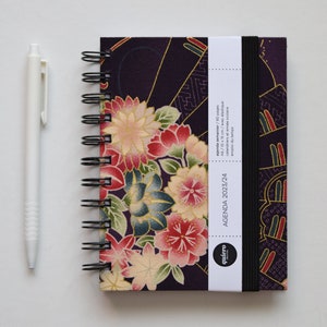 A6 2024 Agenda / Japanese Bouquet of Flowers on Purple Background / 10x15cm / Back to School image 1