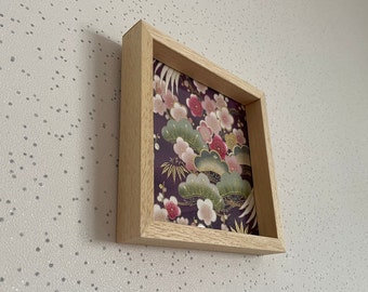 Japanese pattern wall frame / flowers on purple 14x14cm