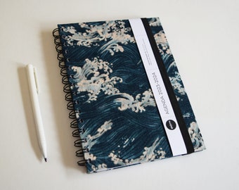 Agenda A5 2024 / Japonais - Vagues Bleu / 15x21cm / Rentrée France / Bureau