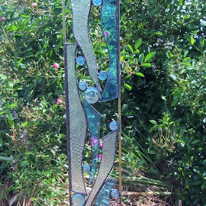 Stained Glass Yard Art  for Outdoor Garden Decoration Stained Glass Lawn Art at Home at the Beach, Lake, or in town  &quot;Ebb Tide&quot;