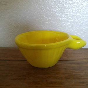 California Original 326 Yellow Removable Dip Cup