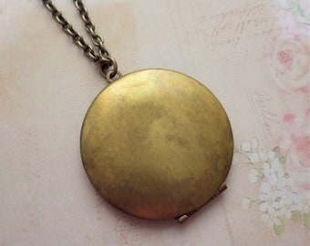 Vintage Locket Round Locket Photo Locket Jewelry Gift